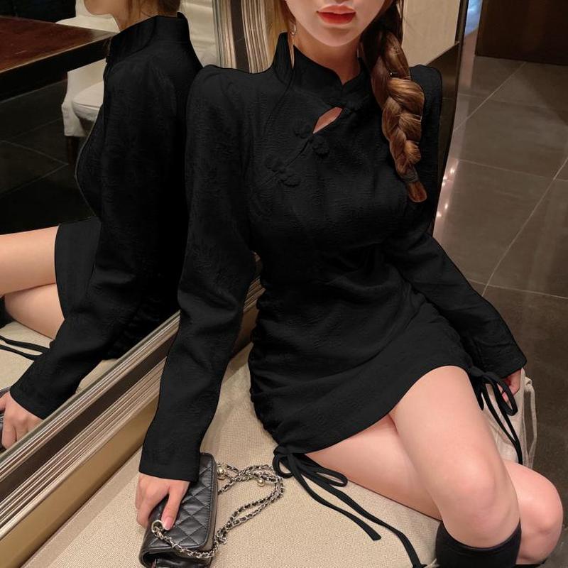 Đầm tay dài thiết kế ôm sát tôn dáng