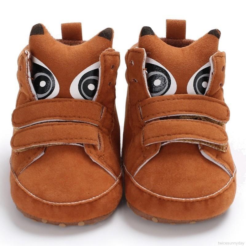 Giày thể thao khóa dán tập đi cho bé