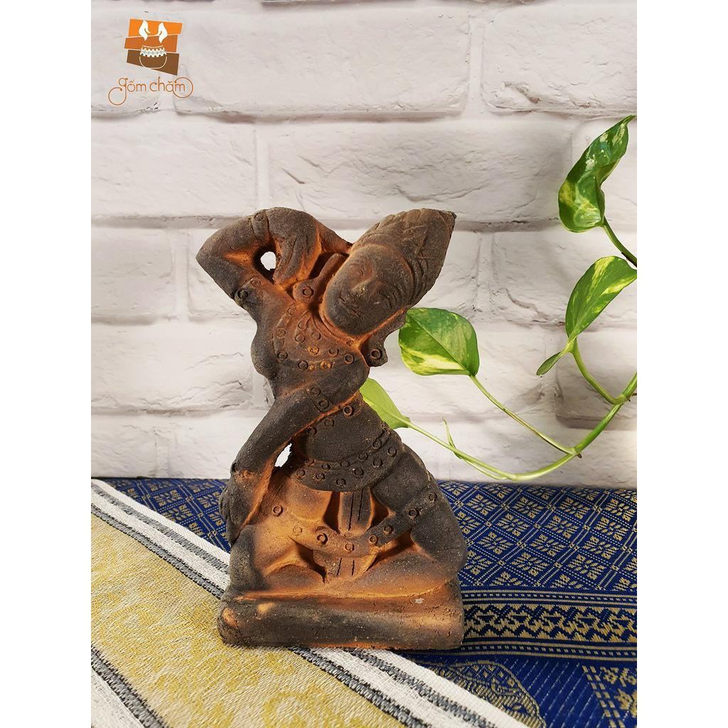 Tượng tiên nữ Apsara gốm Chăm Bàu Trúc, vũ nữ Yangnaitri, điệu múa Apsara