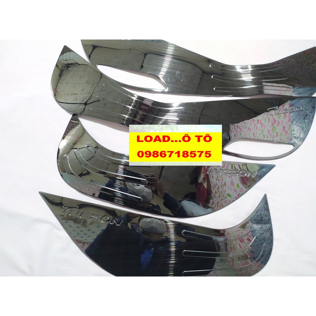 Ốp Tapli Cánh Cửa Xe Huyndai Tucson 2018-2021 Vân Titan Cao Cấp