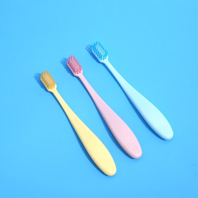 Combo 3 bàn chải đánh răng trẻ em lông mềm ToothBrush Soft Bristies Nhật Bản