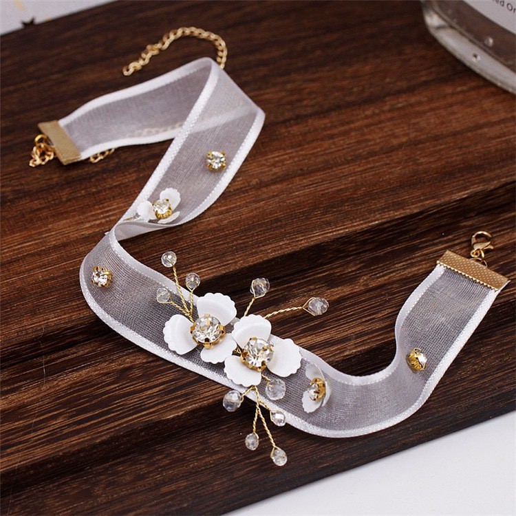 Vòng Cổ Choker Kết Hoa Nhỏ Dành Cho Cô Dâu (PKCDSP74)