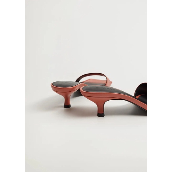 Dép nữ da thật mango