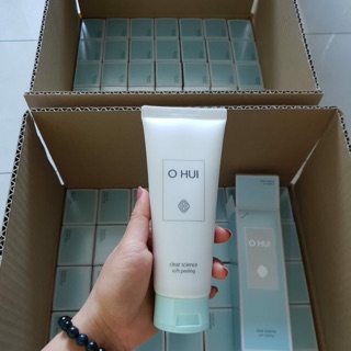 Tẩy da chết ohui xanh 150ml