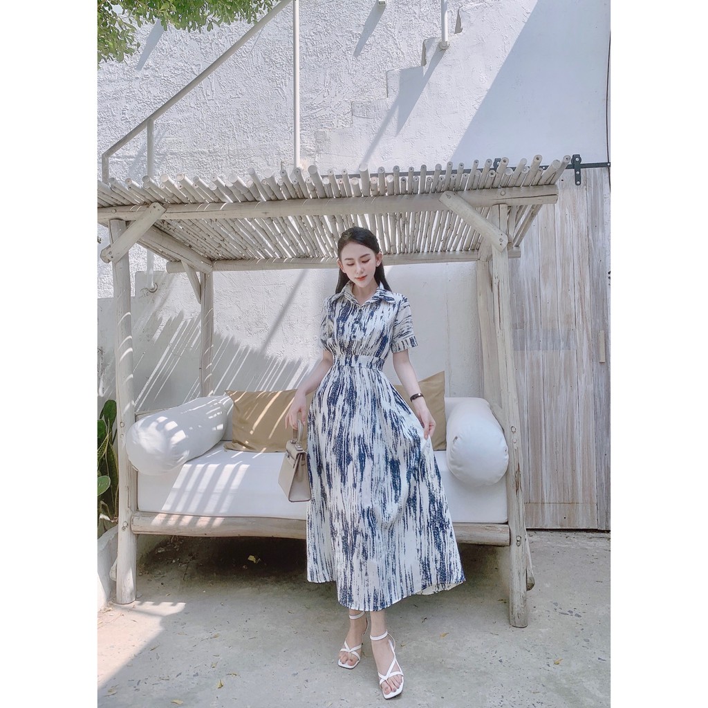 Đầm sơ mi trắng xanh rằn ri