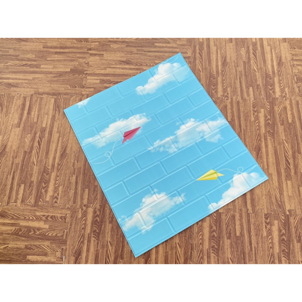 Xốp dán tường 3d hoạt hình dễ thương kích thước 70x77 cm, hàng loại 1