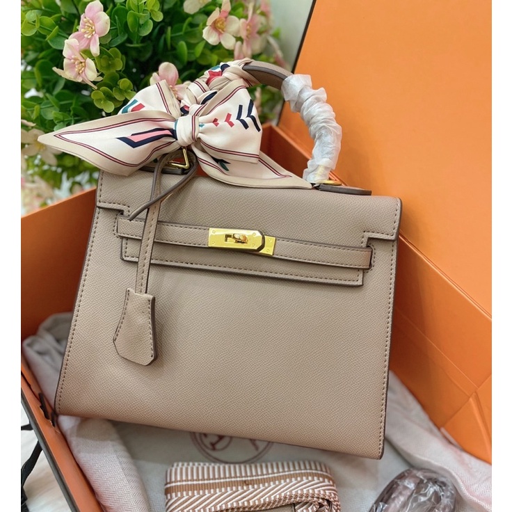 M5467 HM kelly màu hồng size 25 bản V IP fullbox