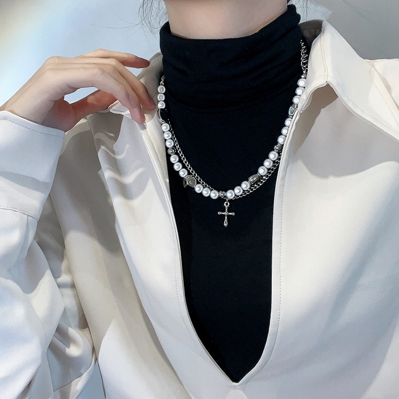 Vòng cổ Mặt Chữ Thập Đính Ngọc Trai Phản Quang Phong Cách Đường Phố Cá Tính