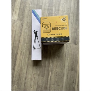 Tripod 3 chân hỗ trợ dựng máy chiếu