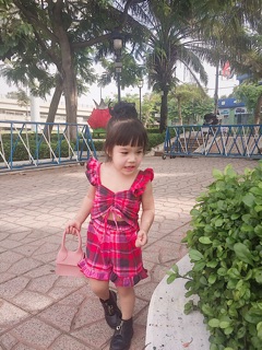set bé gái dễ thương