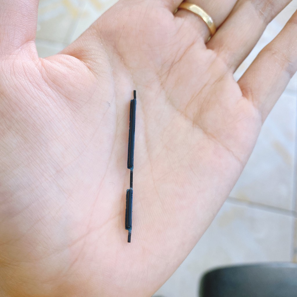 Bộ nút nguồn, nút âm lượng gắn ngoài Vivo Y91 bóc máy có xướt lông mèo