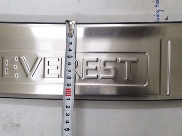 Chống trầy cốp ngoài Ford Everest 2018 đến 2019