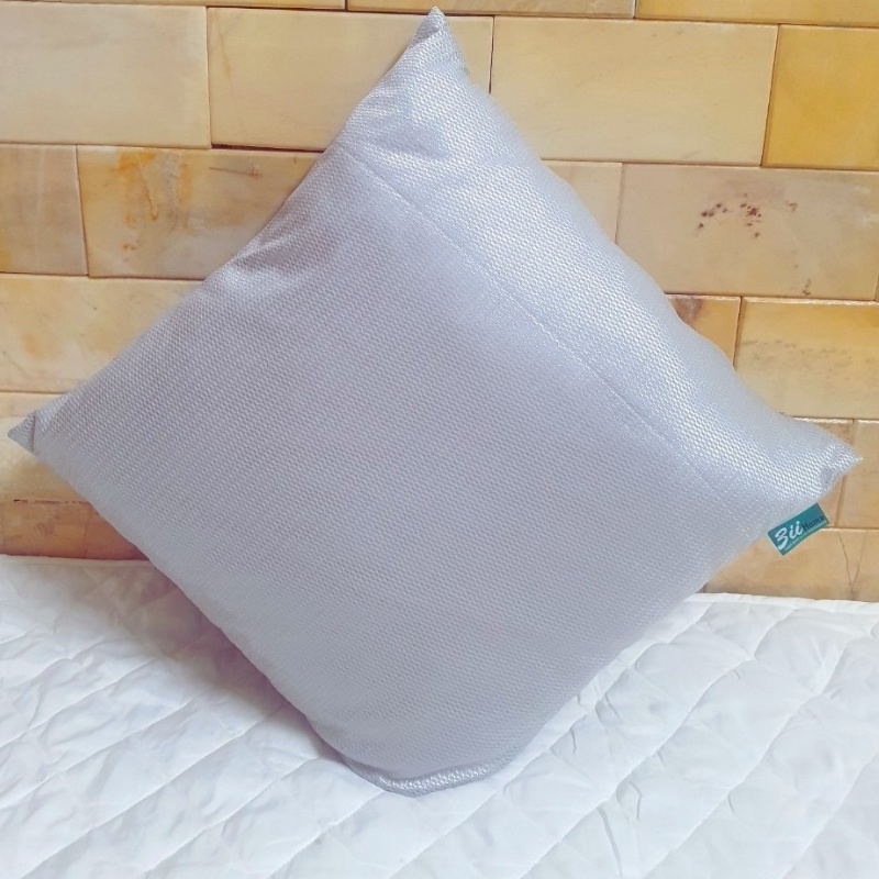 Gối tựa lưng trang trí 3ii Home đa dạng sang trọng chất liệu cao cấp luôn giữ được phom dáng mà không bị bó hay biến dạn