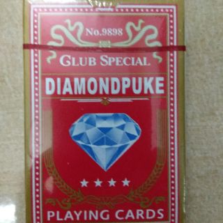 1 cây bài đỏ ( 10 bộ)