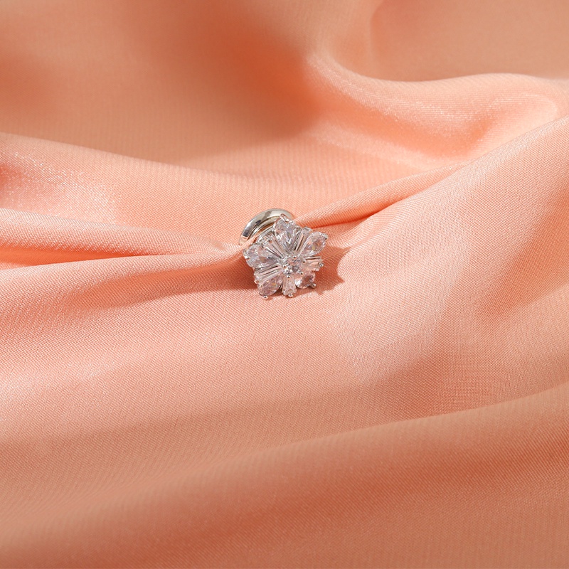 Ghim Cài Áo Hình Hoa Đính Đá Thời Trang Cho Nữ