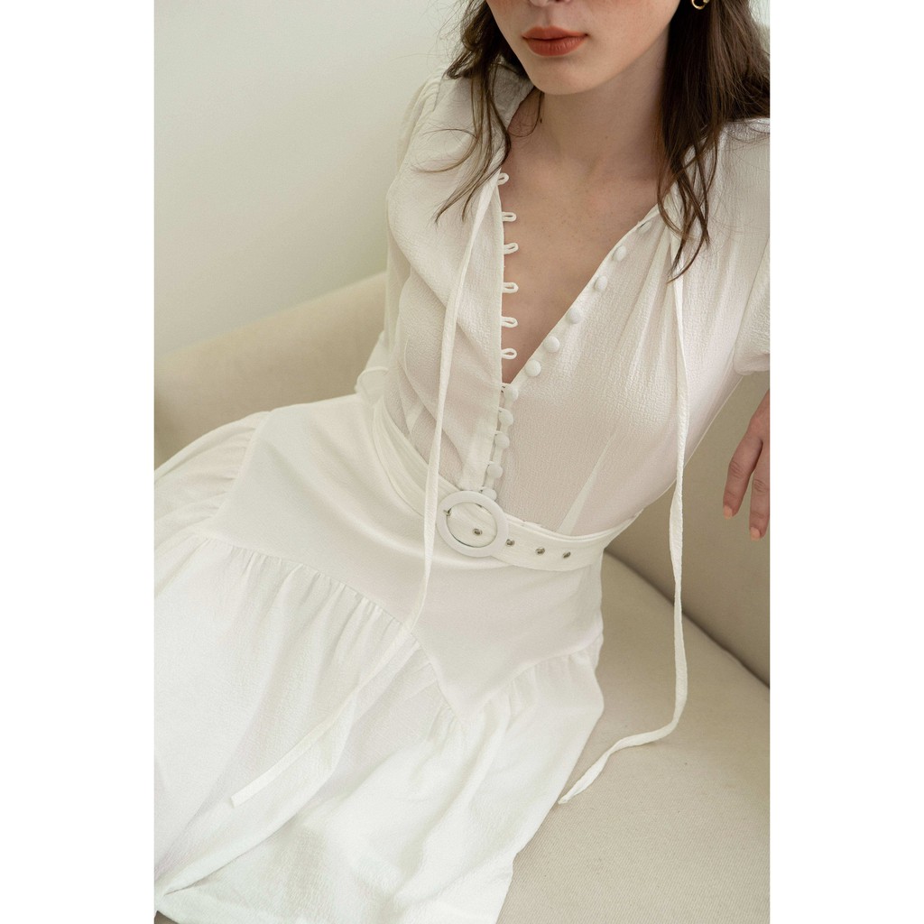 Đầm Xoè Đính Nút Tay Phồng Màu Trắng EDINI - D1430