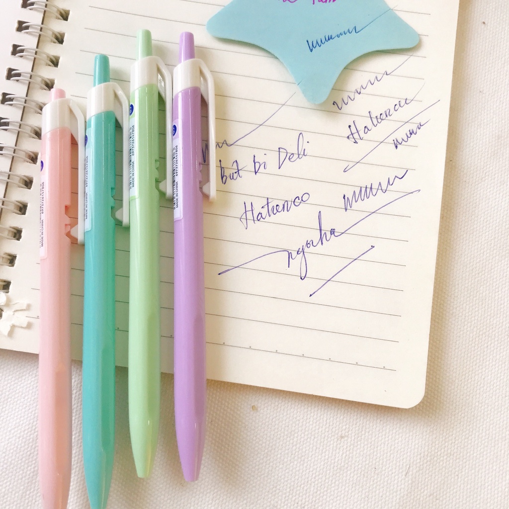 Bút bi Deli 0.7mm xịn đẹp đều mực