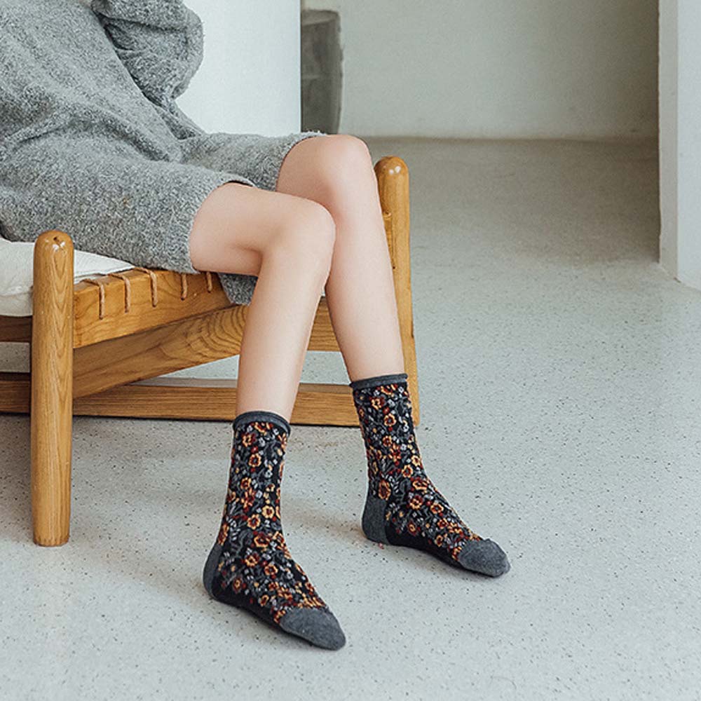 Vớ Cotton Xoăn Thêu Hoa Phong Cách Harajuku Cổ Điển Cho Nữ