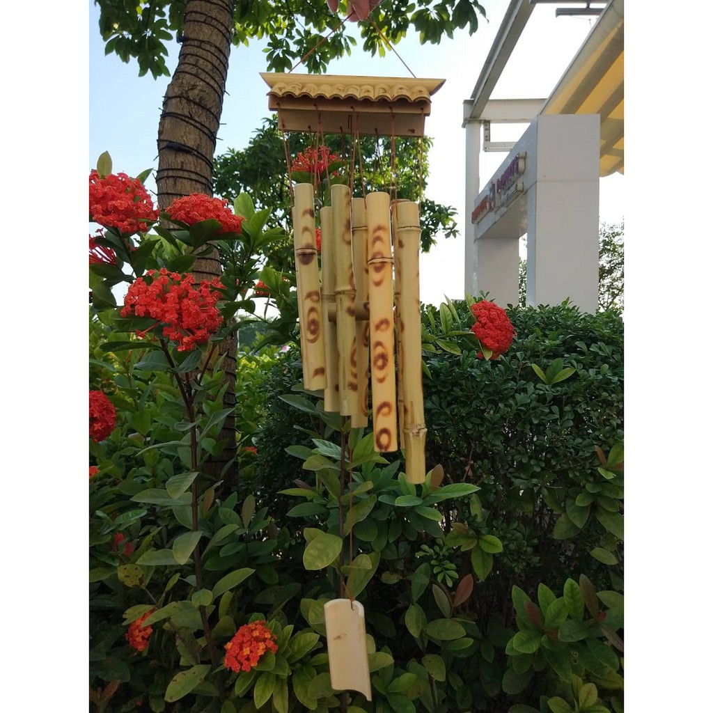 chuông gió phong thủy tre mái nhà màu vàng