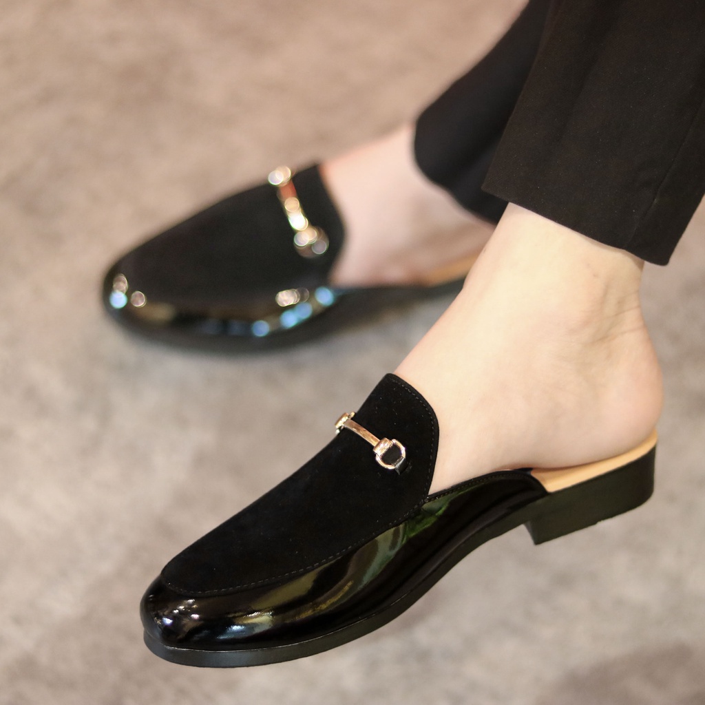 Giày sục nam | da lộn kết hợp da bóng đính khuyên kim loại sang trọng