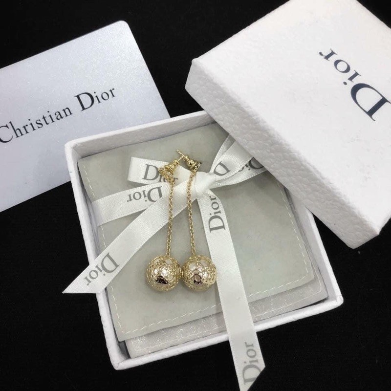 HOA TAI dior kiểu mới