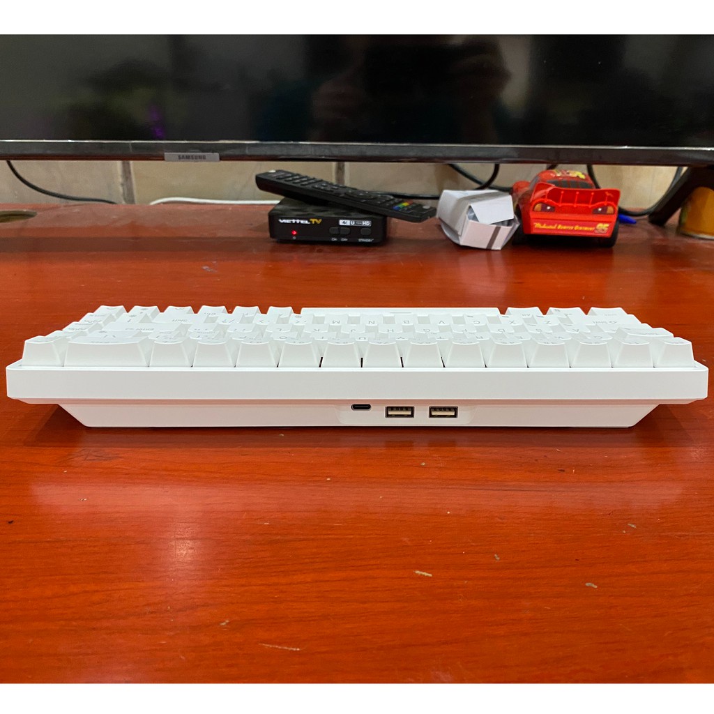 RK G68 RGB HOTSWAP - Bàn phím cơ không dây Royal Kludge RK G68 RGB Bluetooth 5.0 và Wireless 2.4G