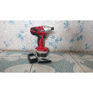 Máy bắn vít ryobi