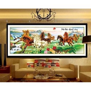 Tranh đính đá BÁT MÃ TRÊN THẢO NGUYÊN. Kích thước: 213x75cm
