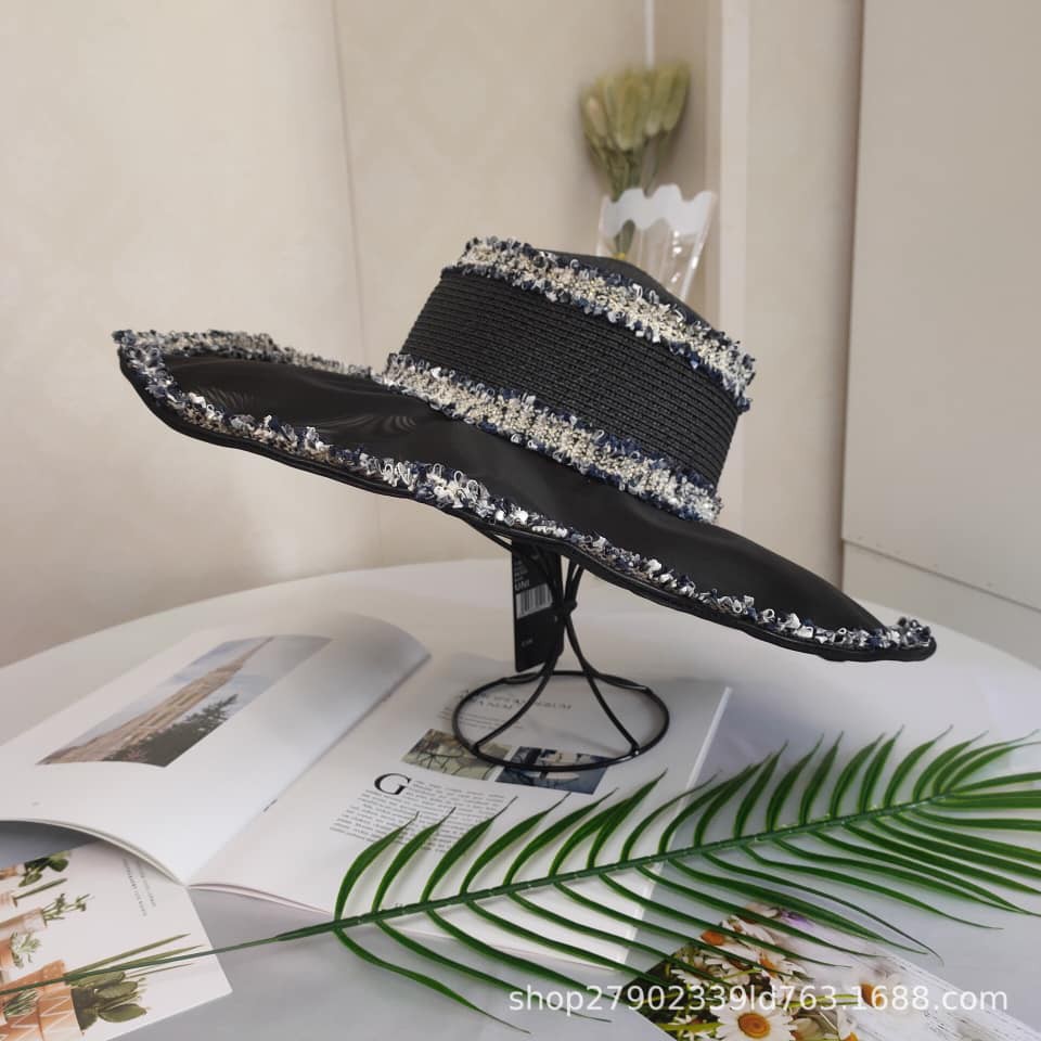 NÓN CHANE L CAO CẤP