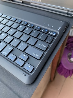 Bàn phím Bluetooth Ipad Pro 11/ 12.9 2018