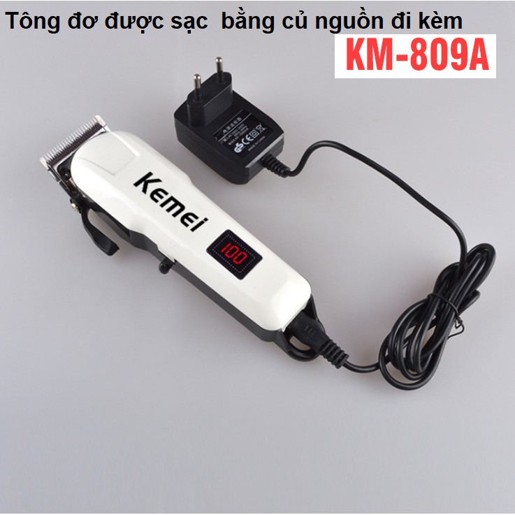 Tông đơ cắt tóc không dây Kemei KM-809A lưỡi cắt kim loại tặng kèm 4 lược căn độ dài màn hình LCD