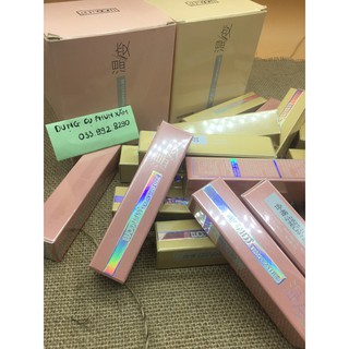Son gió dưỡng môi Change Color WODWOD