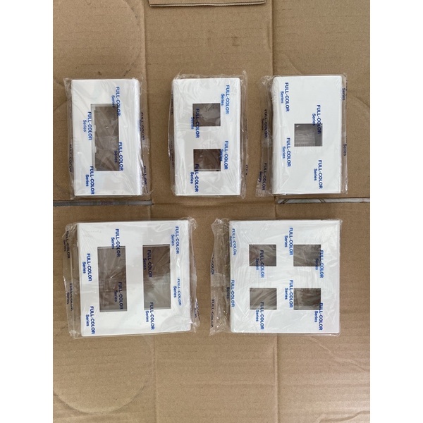 Mặt dùng cho 4 thiết bị - PANASONIC Full  - WZV 7844W - CHÍNH HÃNG