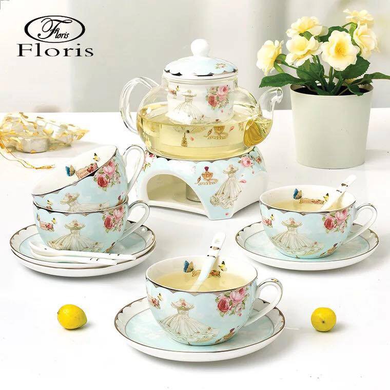Set trà chiều Dozen Roses