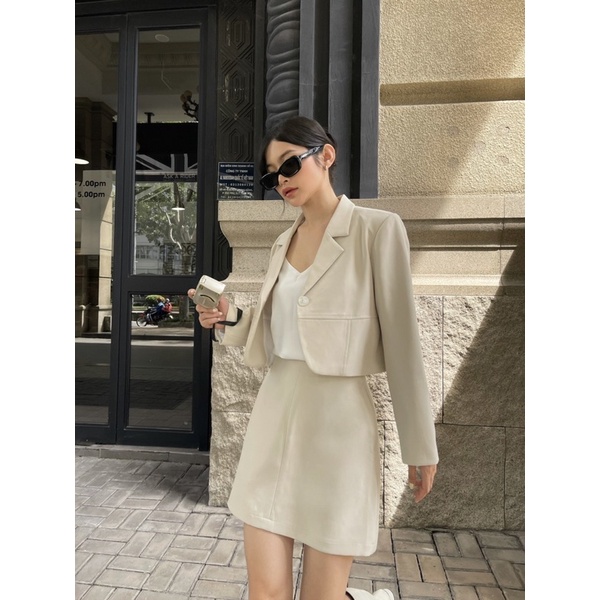 Blazer croptop lai bầu
