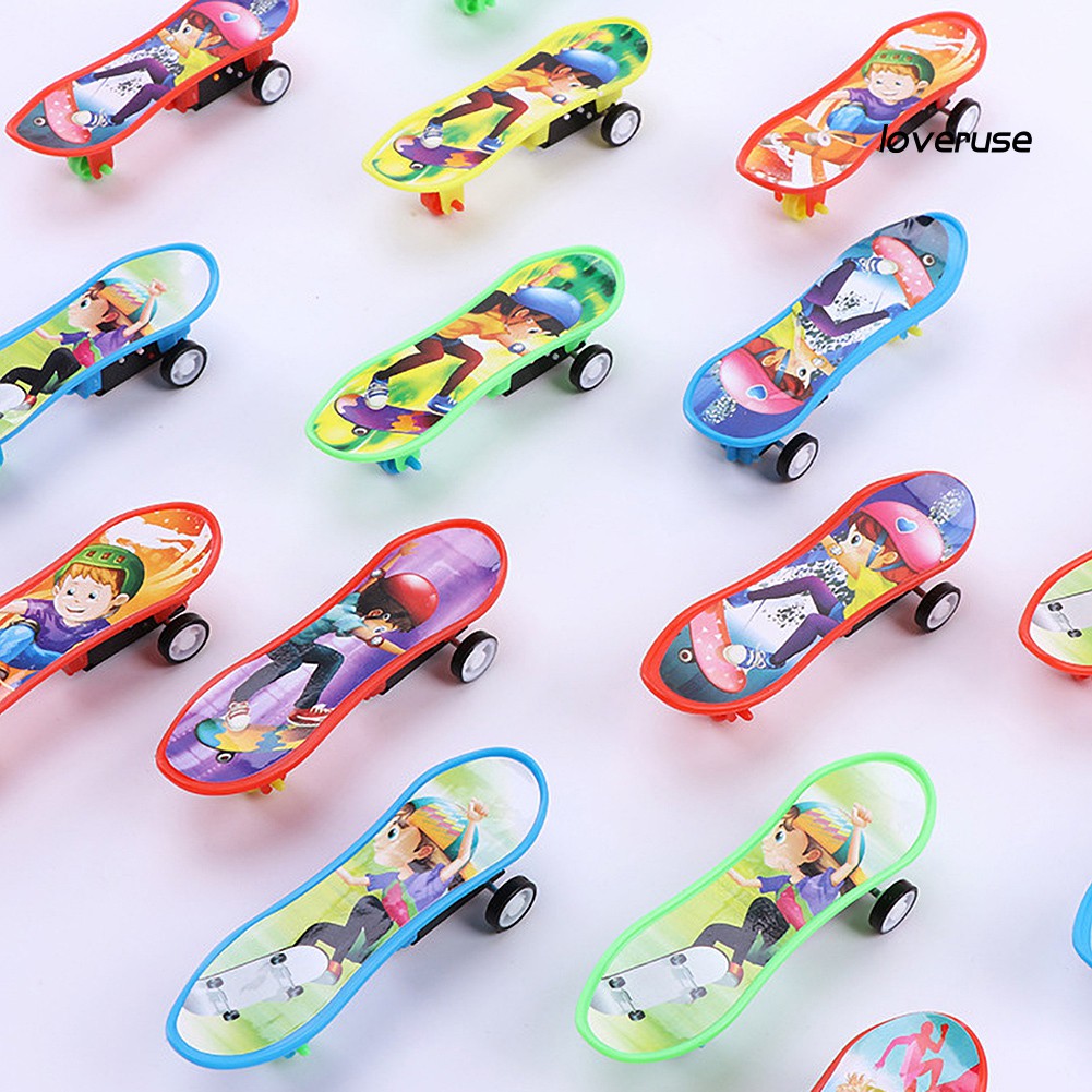 Đồ chơi ván trượt ngón tay mini bằng nhựa cho trẻ em