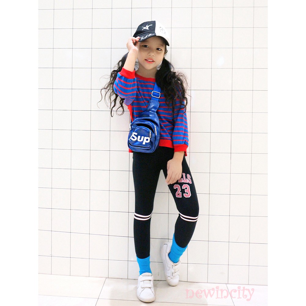 Túi đeo chéo in chữ thời trang trẻ trung cho bé