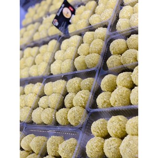 Khoai môn lệ phố hộp 12 viên (chỉ giao tại Hà Nội)