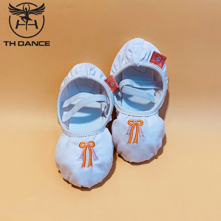 Giày múa ballet trẻ em DKL03 - Giày vải trắng thêu nơ
