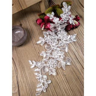 Set 10 miếng vải ren màu trắng ngà dùng làm phụ kiện trang trí đầm cưới