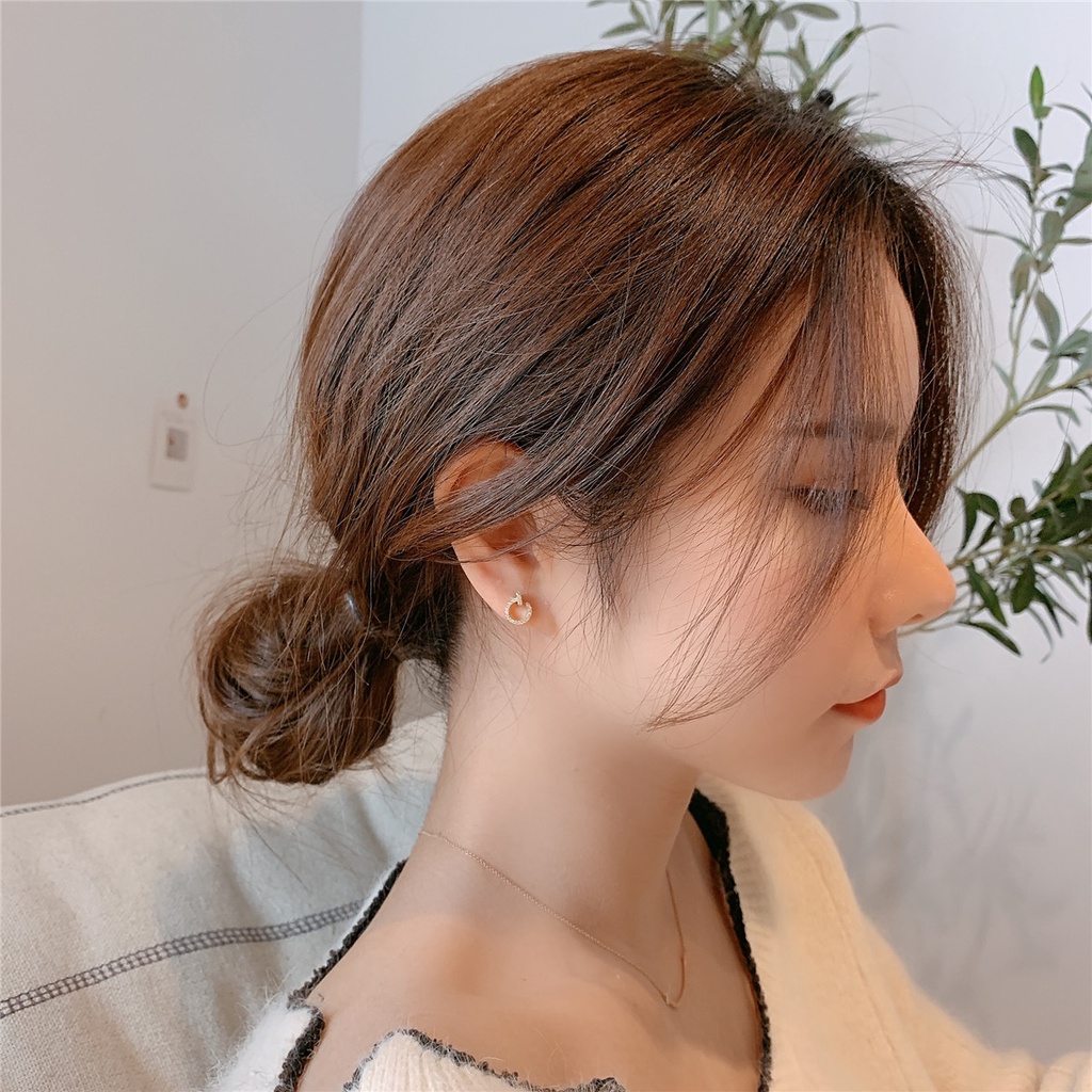 Đôi bông tai đính đá thời trang Hàn Quốc sành điệu xinh xắn cho nữ
