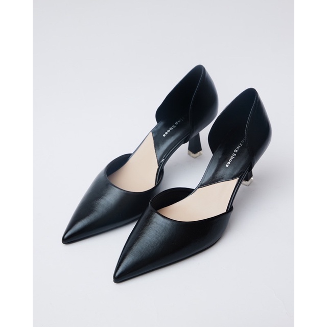 69920 - CAO GÓT DOMINIC CLOSED TOE HEELS