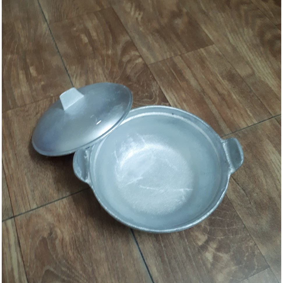 Nồi gang đúc kho thịt cá 16cm ( số 2 )