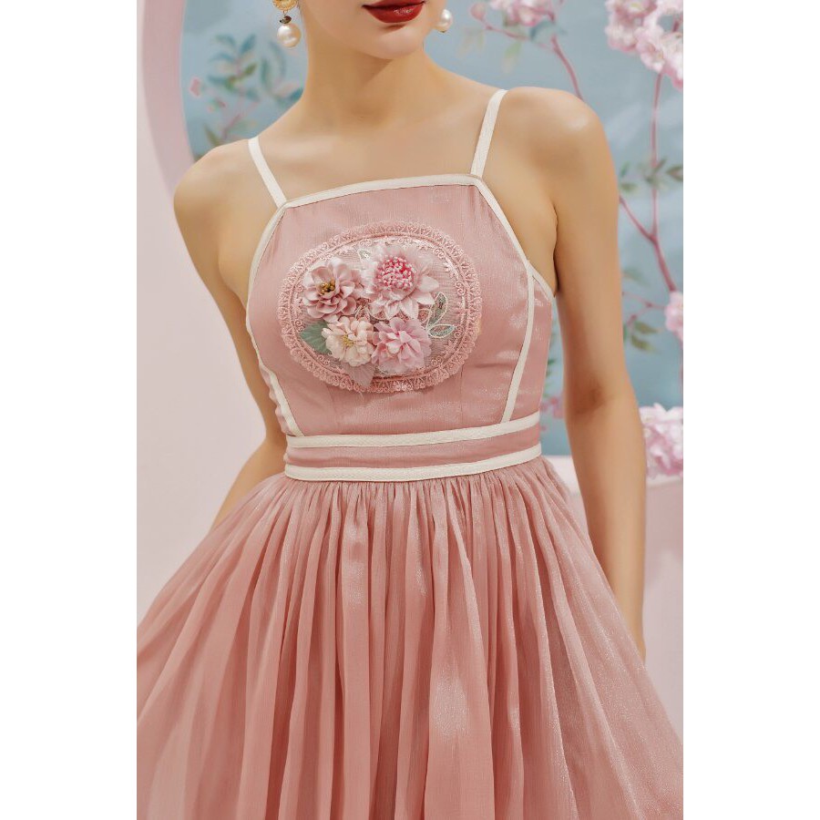 [Mã SKAMSALEP6 giảm 10% tối đa 100K đơn 150K] SÒ VINTAGE - MOLIS Đầm voan tơ hai dây đính hoa nổi | BigBuy360 - bigbuy360.vn