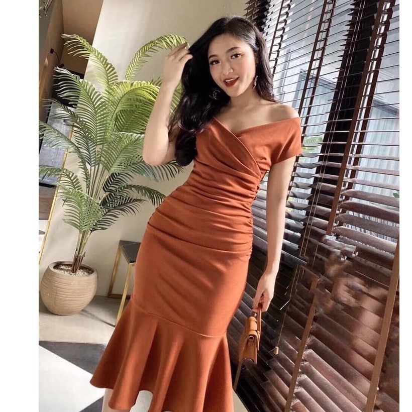 Đầm Nhún Sườn Đuôi Cá Quyến Rũ Chất Liệu Umi Sợi Tơ Thiên Nhiên