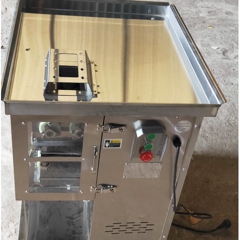 MÁY THÁI THỊT CÔNG NGHIỆP DẠNG SỢI YCQS105 THAY DAO 2200W