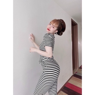 Set bộ cổ vuông quần ống loe sọc ngang