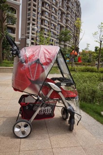 Áo mưa trùm xe đẩy cho bé