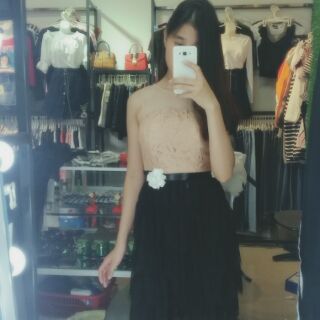 Đầm ren phối nơ