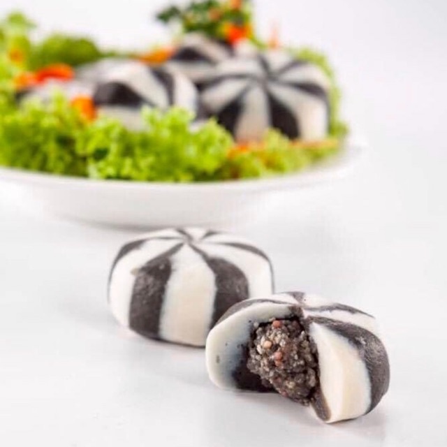 Bánh bao sọc đen trứng nhím biển Malaysia CB giao hỏa tốc
